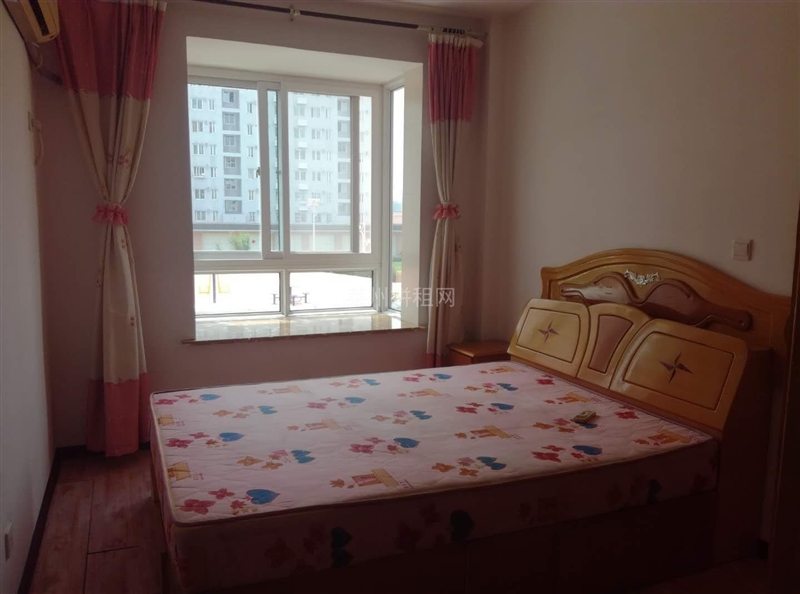 人民医院附近,文昌附近,一楼带车库,精装修,带家具家电