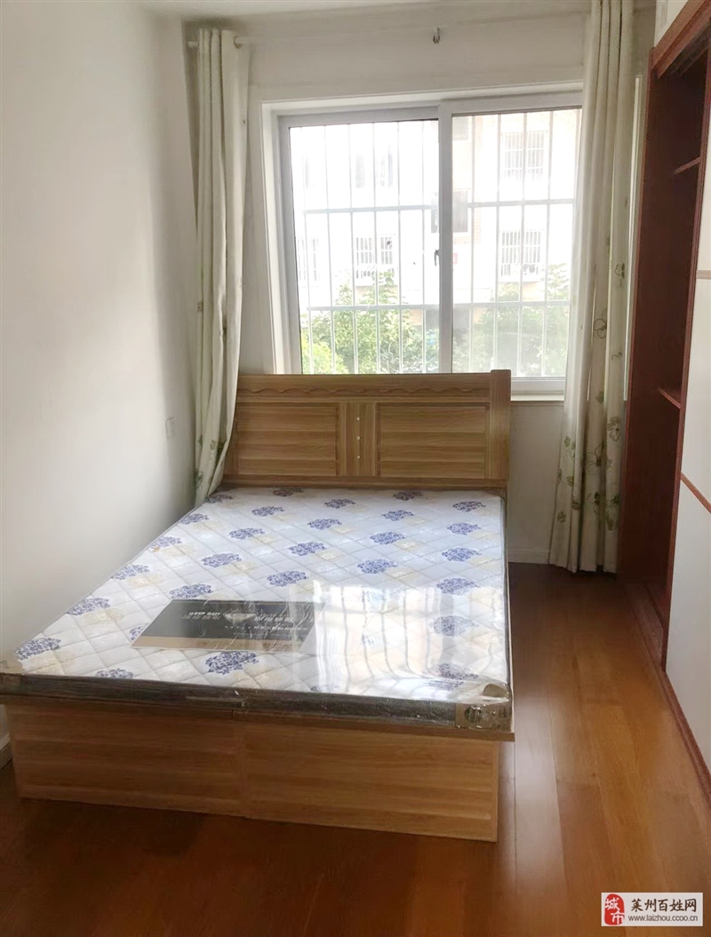 文苑世家2室2厅1卫1600元/月