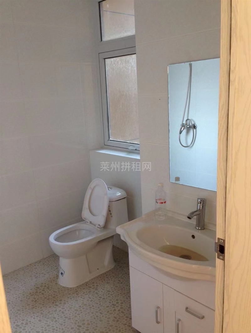 御龙居高档小区,带车位,电梯房,带家具家电,拎包入住