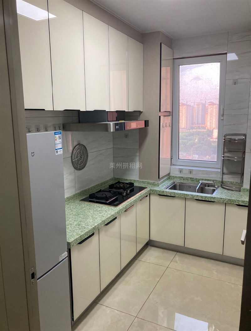 带字母车位,城南电梯房,带家具家电,拎包入住