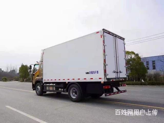 重汽毫翰6.8米冷藏车价格是多少钱