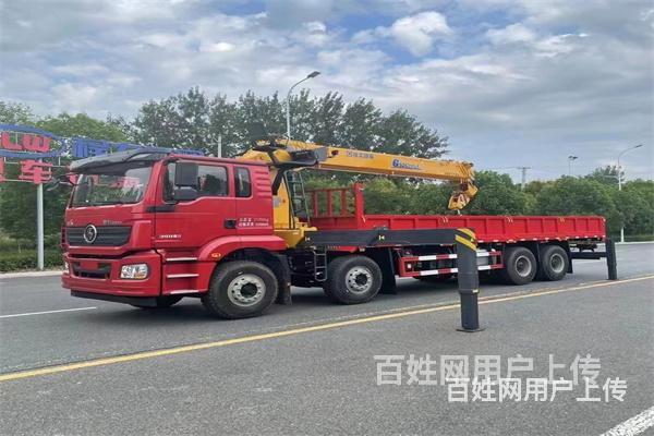 烟台随车吊厂家清库处理3吨-18吨大量随车吊现车