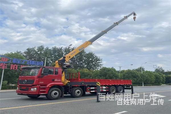 烟台随车吊厂家清库处理3吨-18吨大量随车吊现车