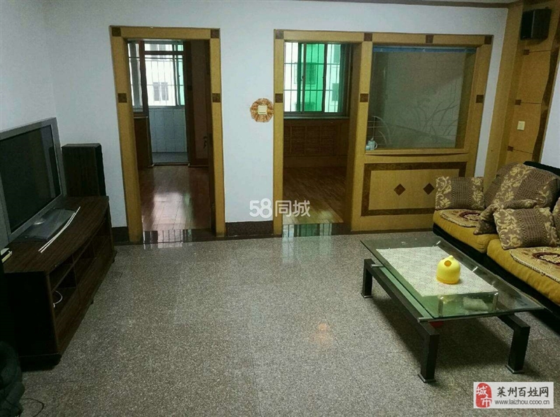 教育路三区3室 2厅 1卫1400元/月