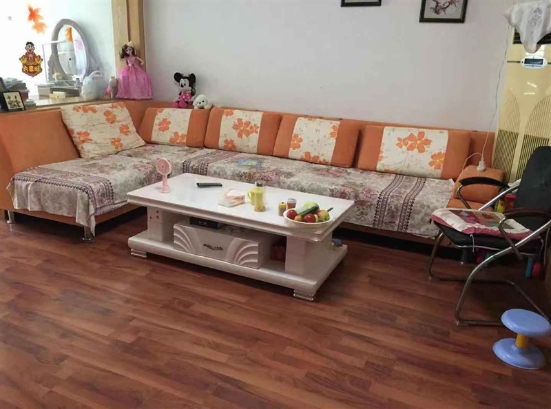 教育路小区,临近双语实验,三室两厅精装中层,拎包入住