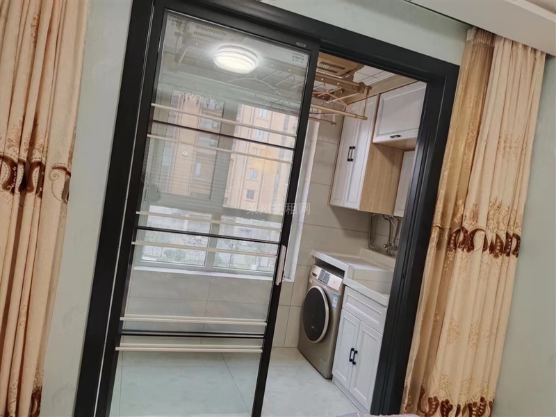 带地下车位,朝阳城电梯房,带家具家电,拎包入住