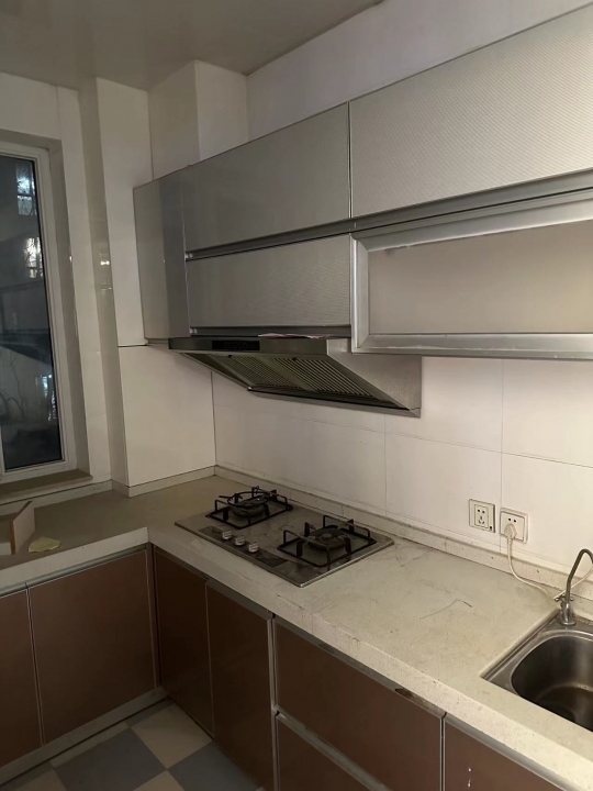 出租莱州南路民房 教育路小区二楼