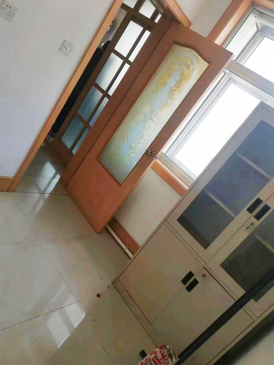 出租北小区明珠园五楼 拎包入住