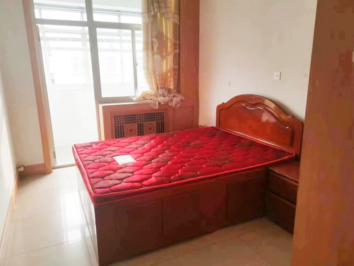 出租北小区明珠园五楼 拎包入住