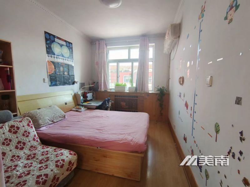 急售!玉皇学区房002784,南向客厅框架地暖,校车接送仅售35万