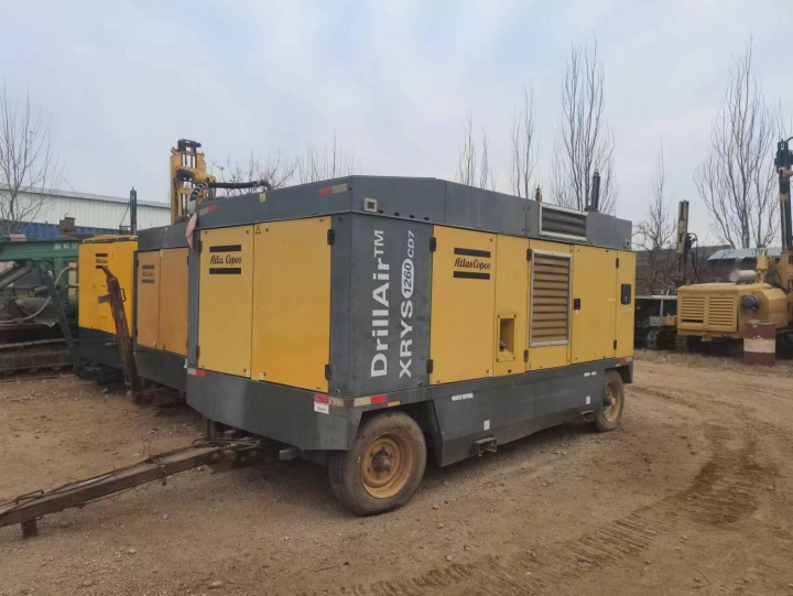 诚聘发动机液压维修工 车床工 电气焊工 钣金喷漆工 钻井工 普通工人 零工