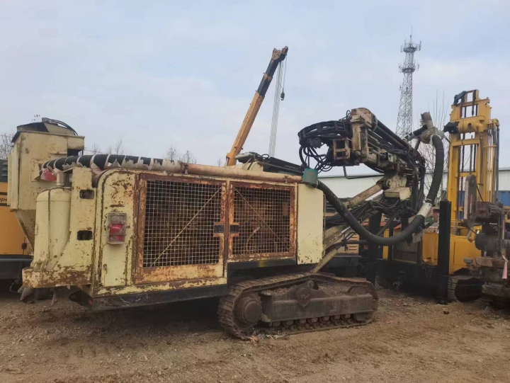 诚聘发动机液压维修工 车床工 电气焊工 钣金喷漆工 钻井工 普通工人 零工