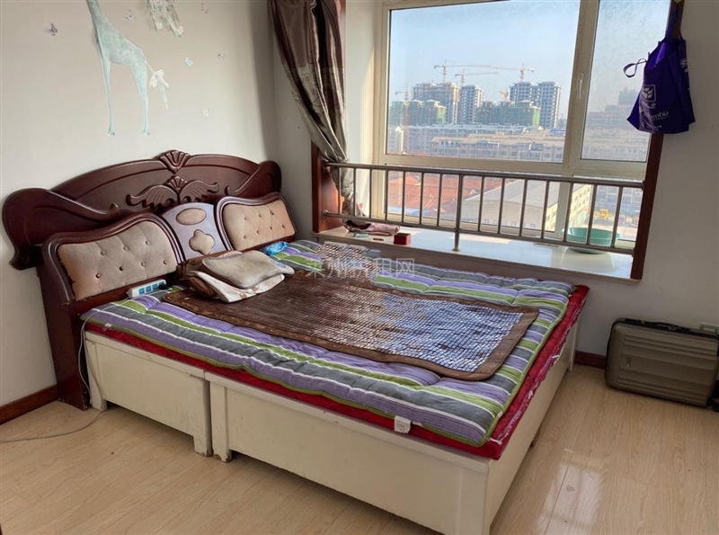 鸣玉泉大厦,精装公寓,南北通透,带家具家电,拎包入住