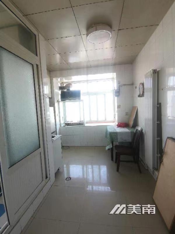 000729双实验学区,北小区简装两室加小房,42万