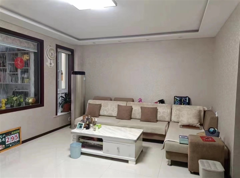 000078明德嘉苑电梯黄金楼层,精装三室,106加小房加车位,89万8