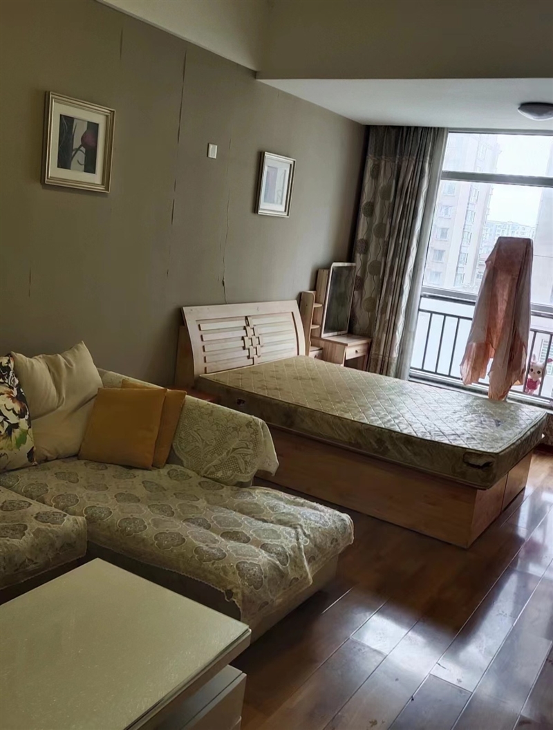 个人出租府东苑公寓