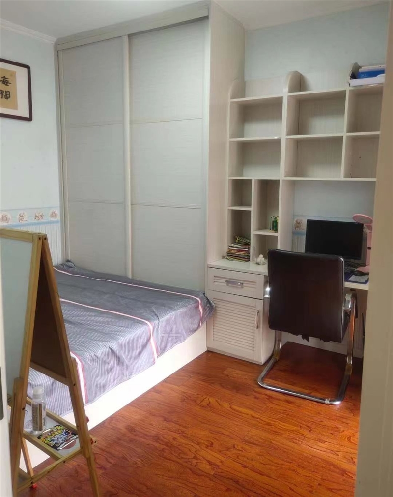 福莱美景电梯中层精装两室家电齐全月租1800元