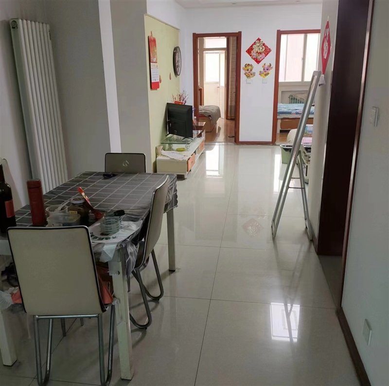 五个庄小区3楼出租,家具电器齐全拎包入住