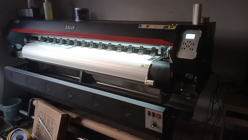 出售广告用室外写真机