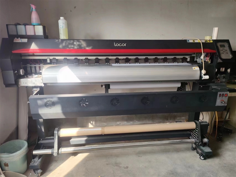 出售广告用室外写真机