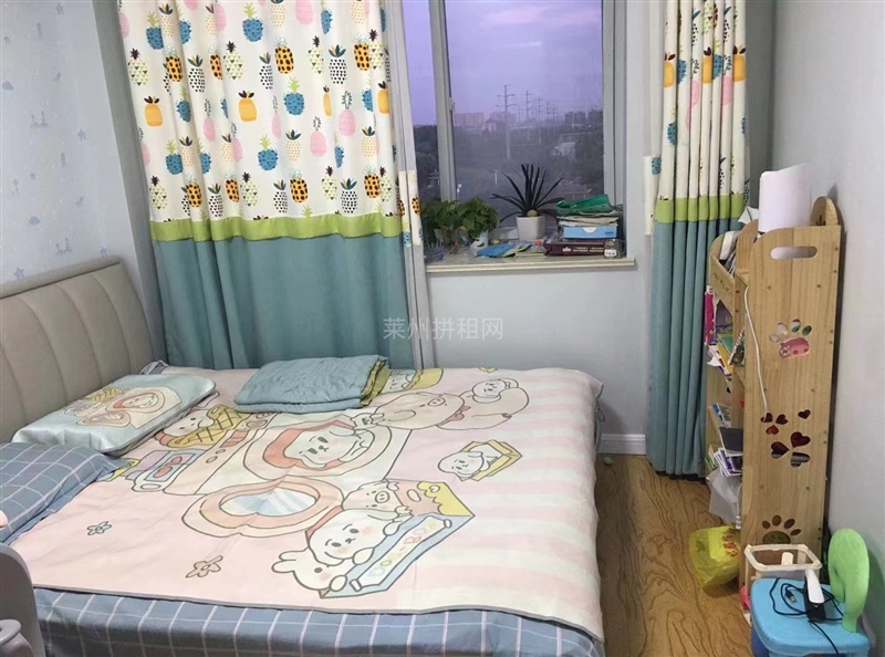 前北流小区,五楼带阁楼,精装修,带家具家电,拎包入住