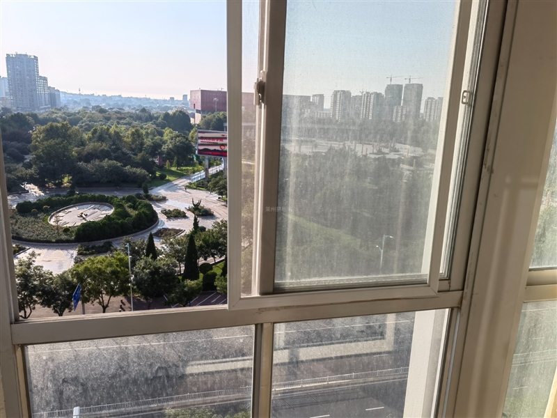 科技广场附近,曼哈顿公寓,精装电梯房,带家具家电,拎包入住
