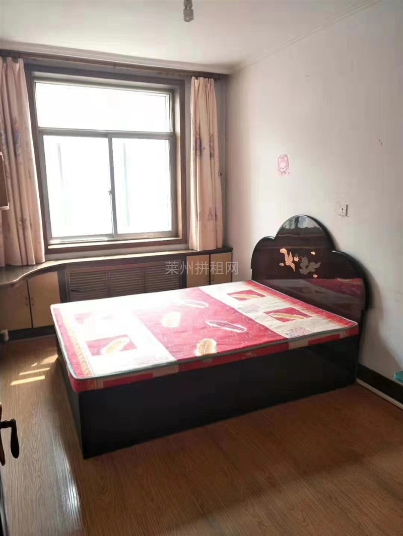 文泉花园,商贸城附近,精装修,带家具家电,拎包入住