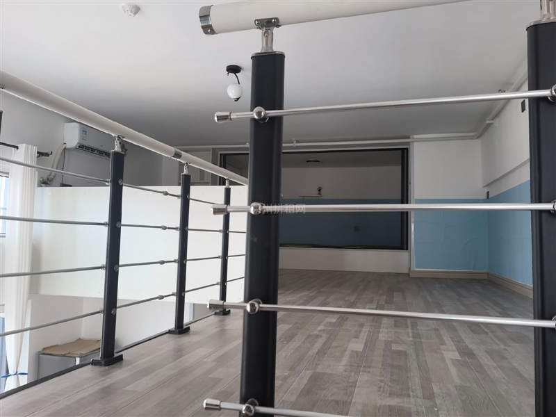 瑞莱首府复试公寓,精装修,商住两用,带家具家电,拎包入住