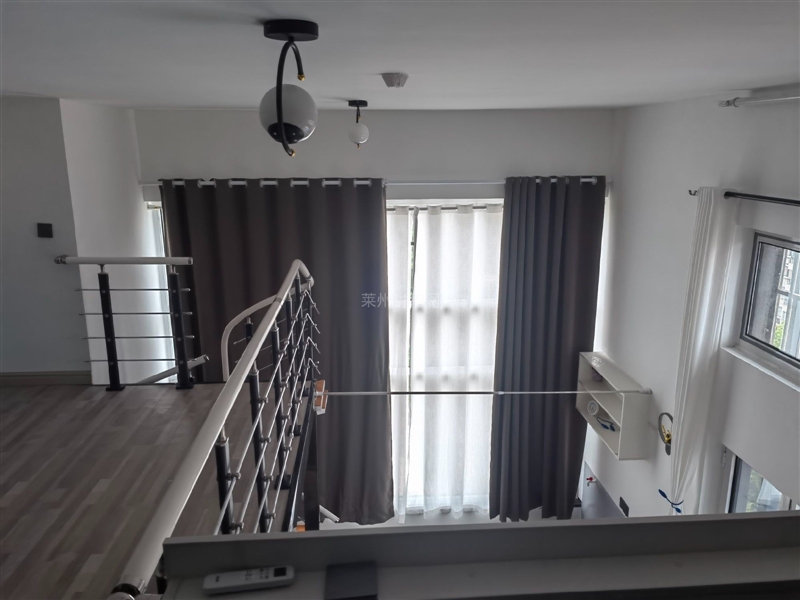 瑞莱首府复试公寓,精装修,商住两用,带家具家电,拎包入住