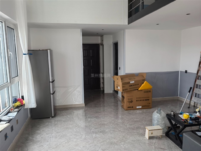 瑞莱首府复试公寓,精装修,商住两用,带家具家电,拎包入住