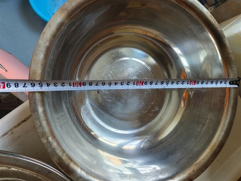 盘子碗,不锈钢盆,塑料盆27样,一共40元