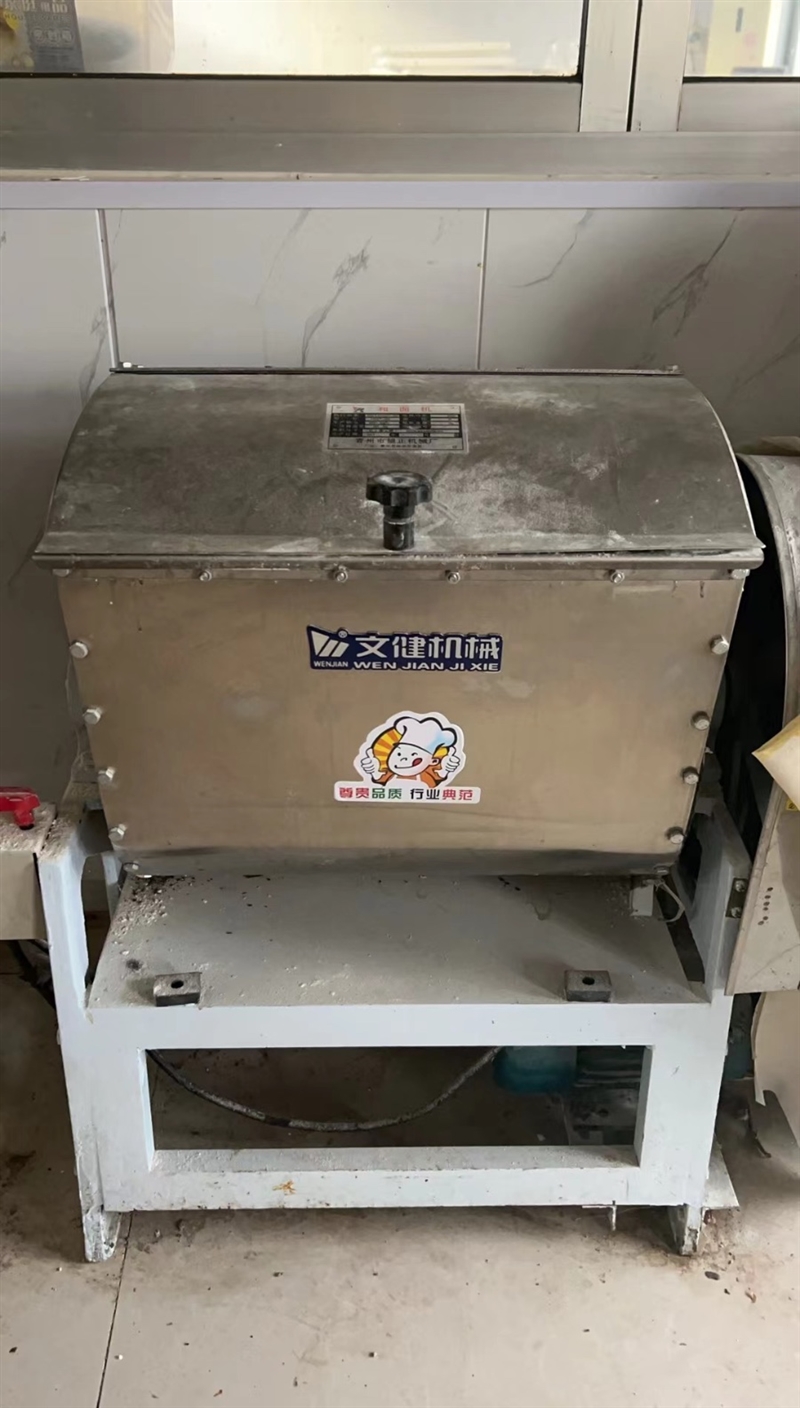 处理9成新压面机,馒头机