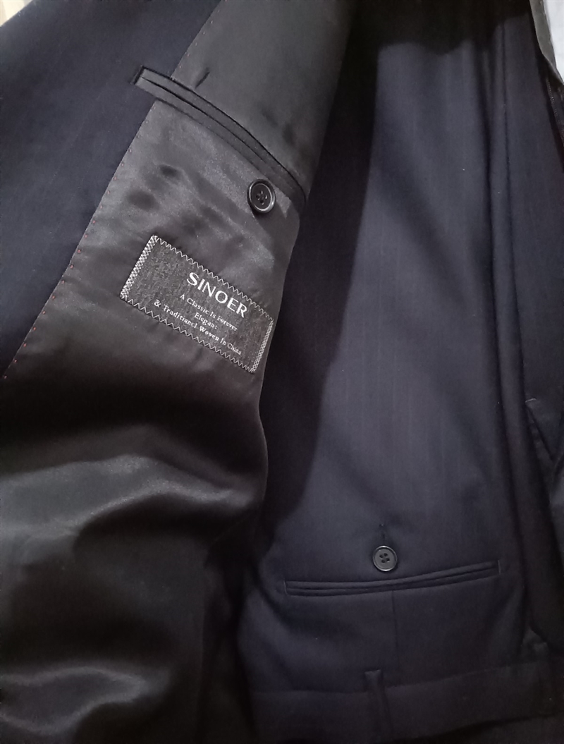 全新新朗希努尔西服一套