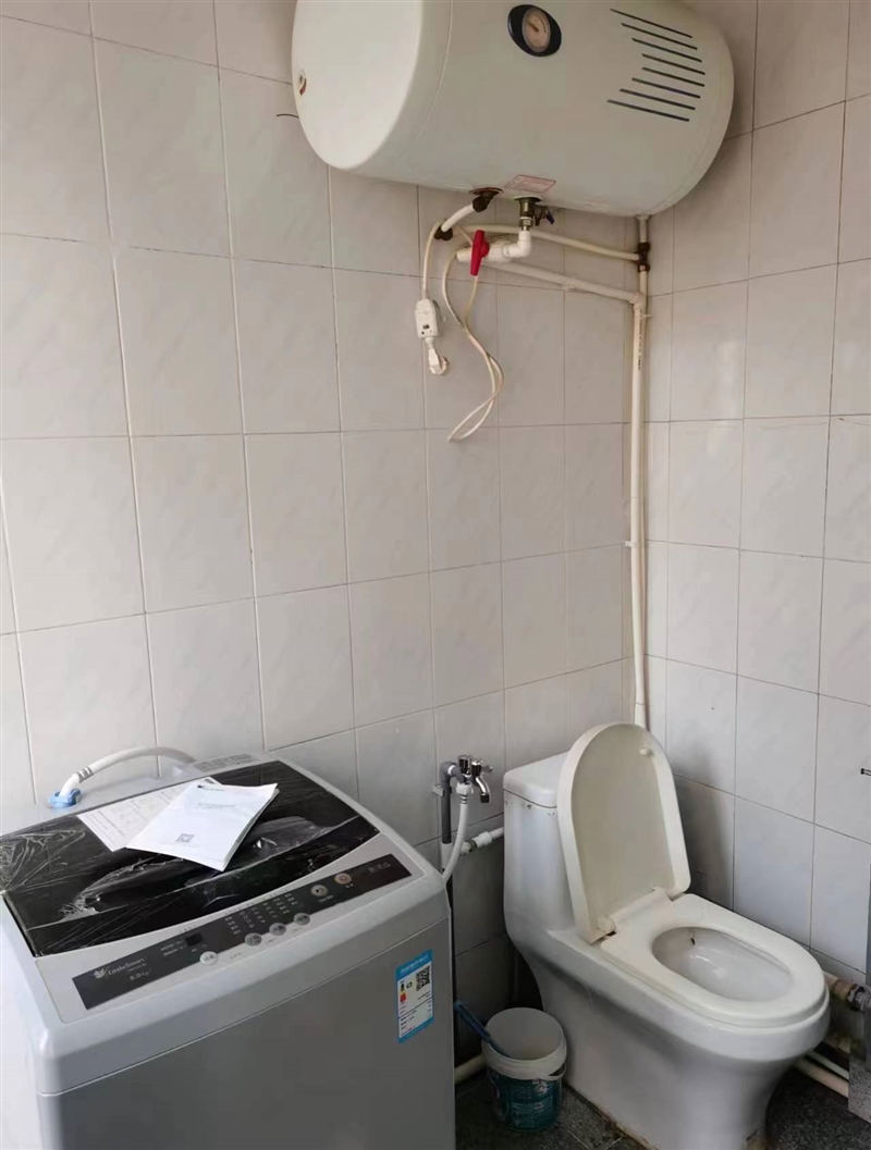 市中心民房,集体供暖天然气齐全