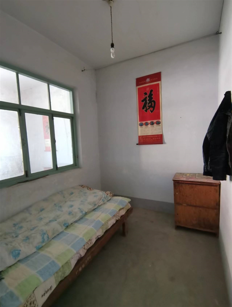 华峰栋盛苑南赵家疃二层楼二楼出租