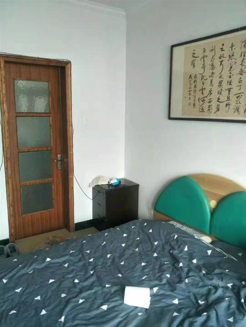 汇泉花园A区5楼出租