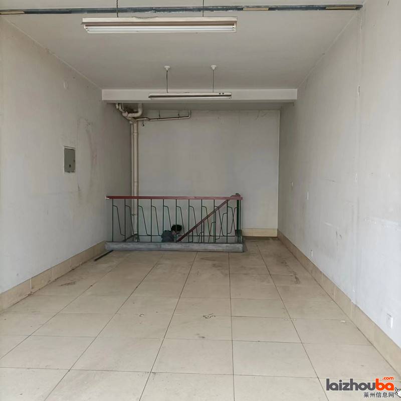 万豪商务大厦出租门头房,上下两层