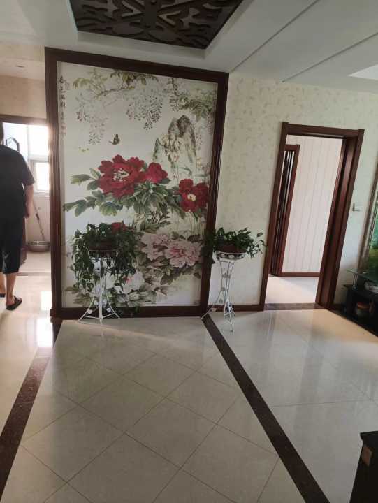 售房:文昌幼儿园、文昌小学学区房,云峰花园11号楼,1单元4楼东,136.5平,精装修,...