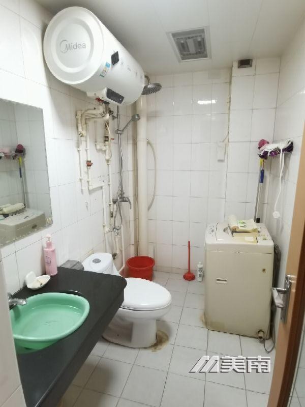 3文峰中学学区艺苑小区,框架地暖三室,仅售49万8