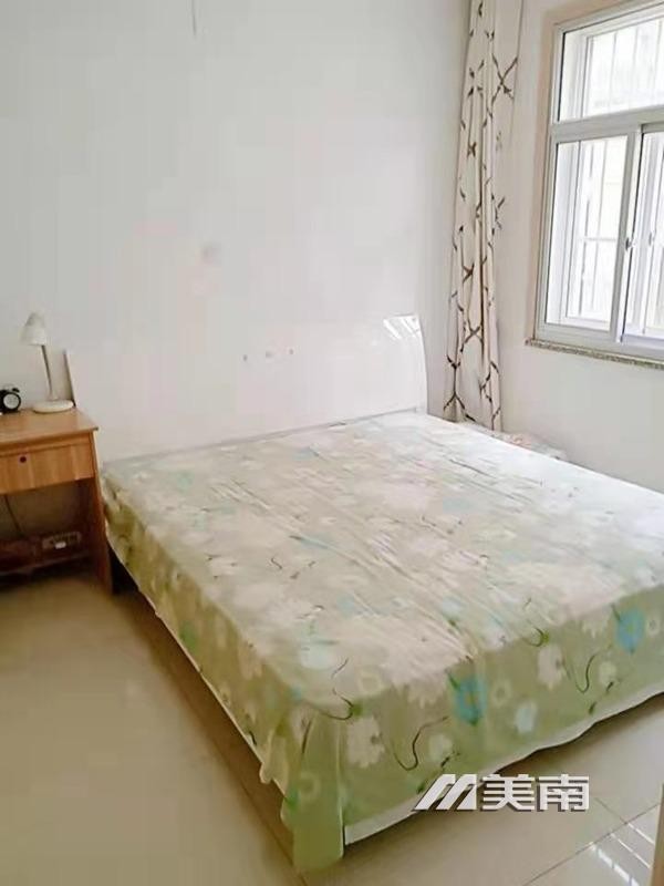 3一小文峰中学学区1楼,精装少住两室,仅售29万8