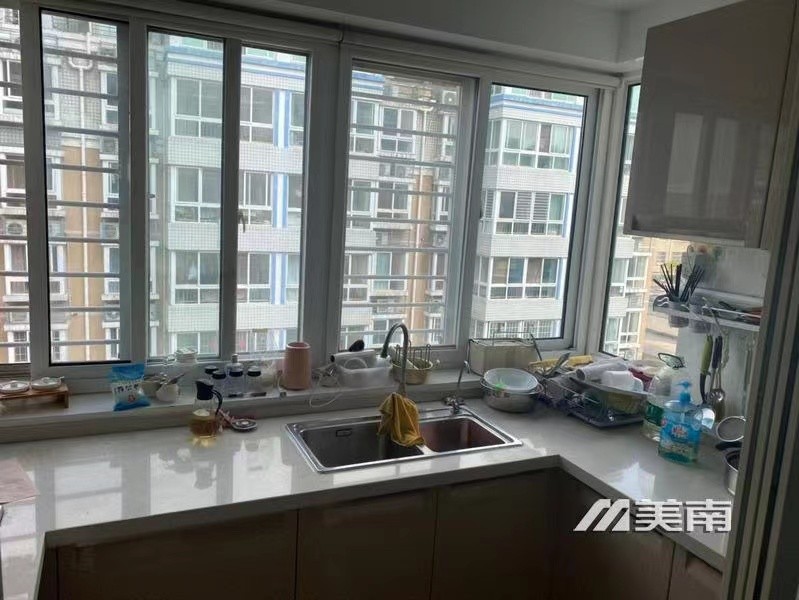 3双语学区坊苑西区,楼王位置精装,仅售58万