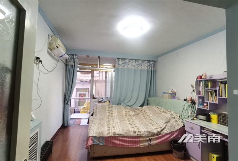 3双语学区钻石一楼带院,房东降价了,现59万8