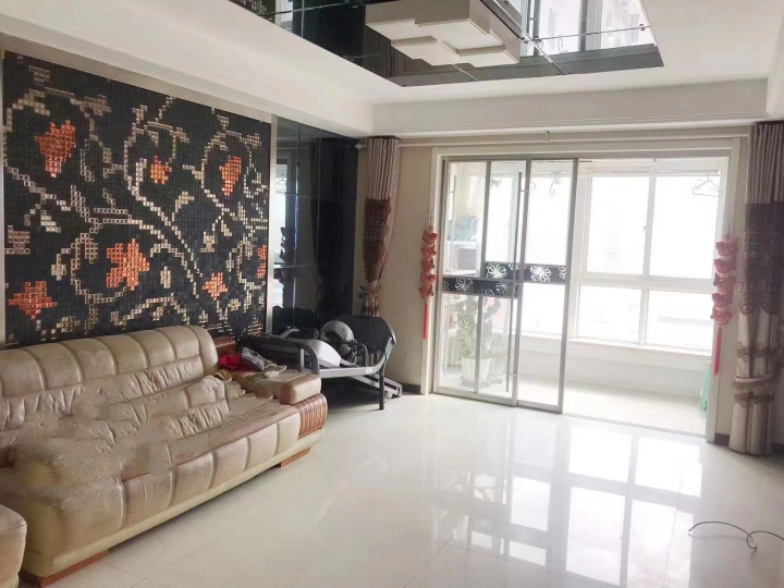 出租星辉大厦电梯房 精装  商住两用