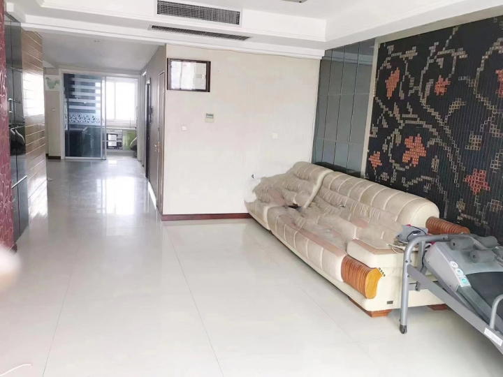 出租星辉大厦电梯房 精装  商住两用