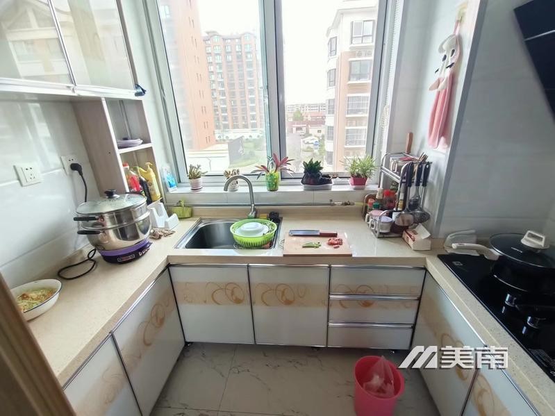 3城南凤凰城步梯二楼,拎包入住,仅售49万8