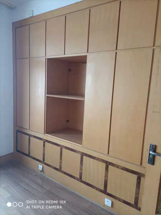 电业局西永安公寓,100平,3室2厅一卫带小房(小房通透朝阳),交通便利,实验小学学...
