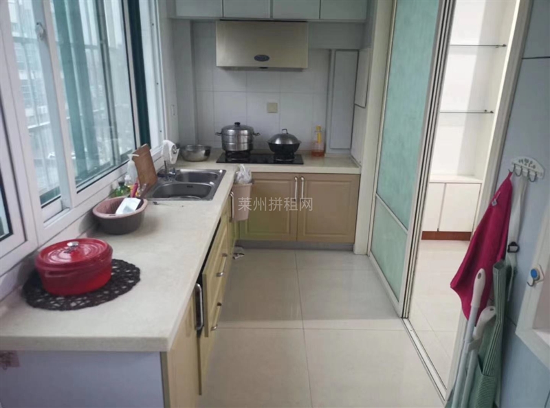 带车库,明珠园建发小区低楼层,精装修,带家具家电,拎包入住