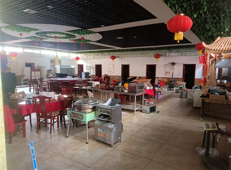 饭店出租,人民医院附近。没有转让费