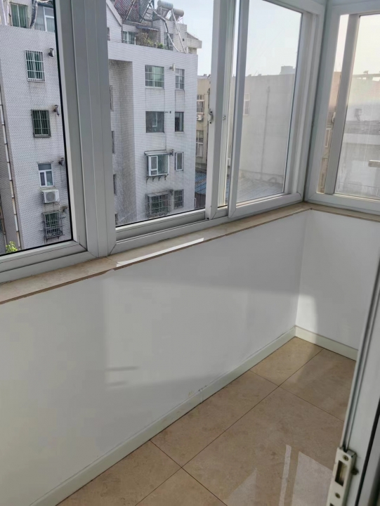 出租实验二小附近楼房