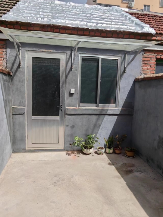 出租实验二小附近楼房